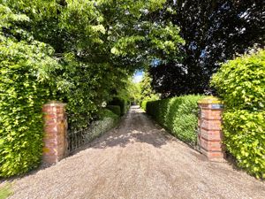 Photo 1- click for photo gallery